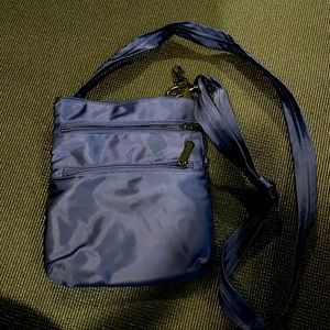 Travelon Anti-Theft crossbody